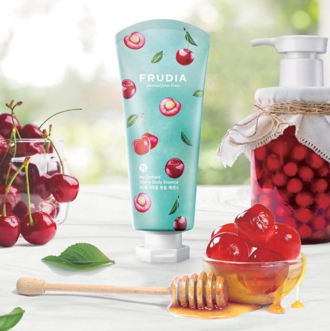 Молочко для тела с экстрактом вишни Frudia My Orchard Cherry Body Essence